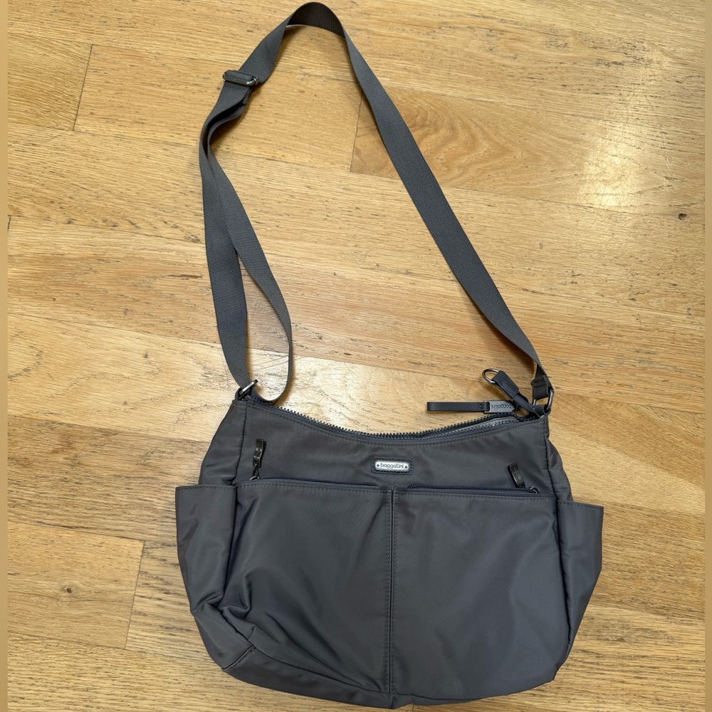 Baggallini Gray Crossbody Bag